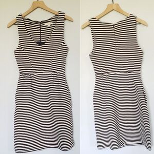 Boden Striped Ponte Knit Fit Flare Dress Size 4 Vneck Stripes Navy White